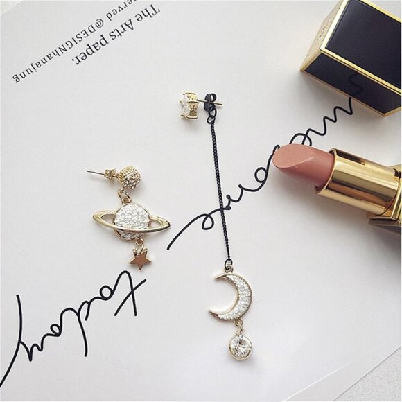 I AM THE UNIVERSE EARRINGS - Picture 4 of 5